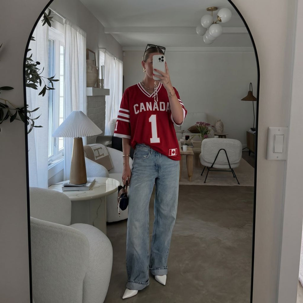 <p>WORN BY FANS WORLDWIDE</p>