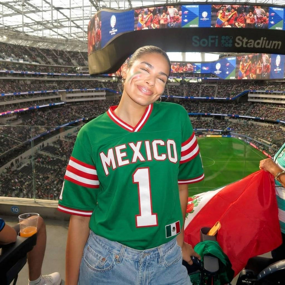 <p>WORN BY FANS WORLDWIDE</p>